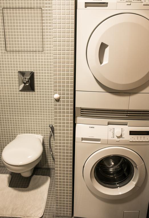 Apartment Korunni Dvur, 2 Free Parkings Praha Bagian luar foto