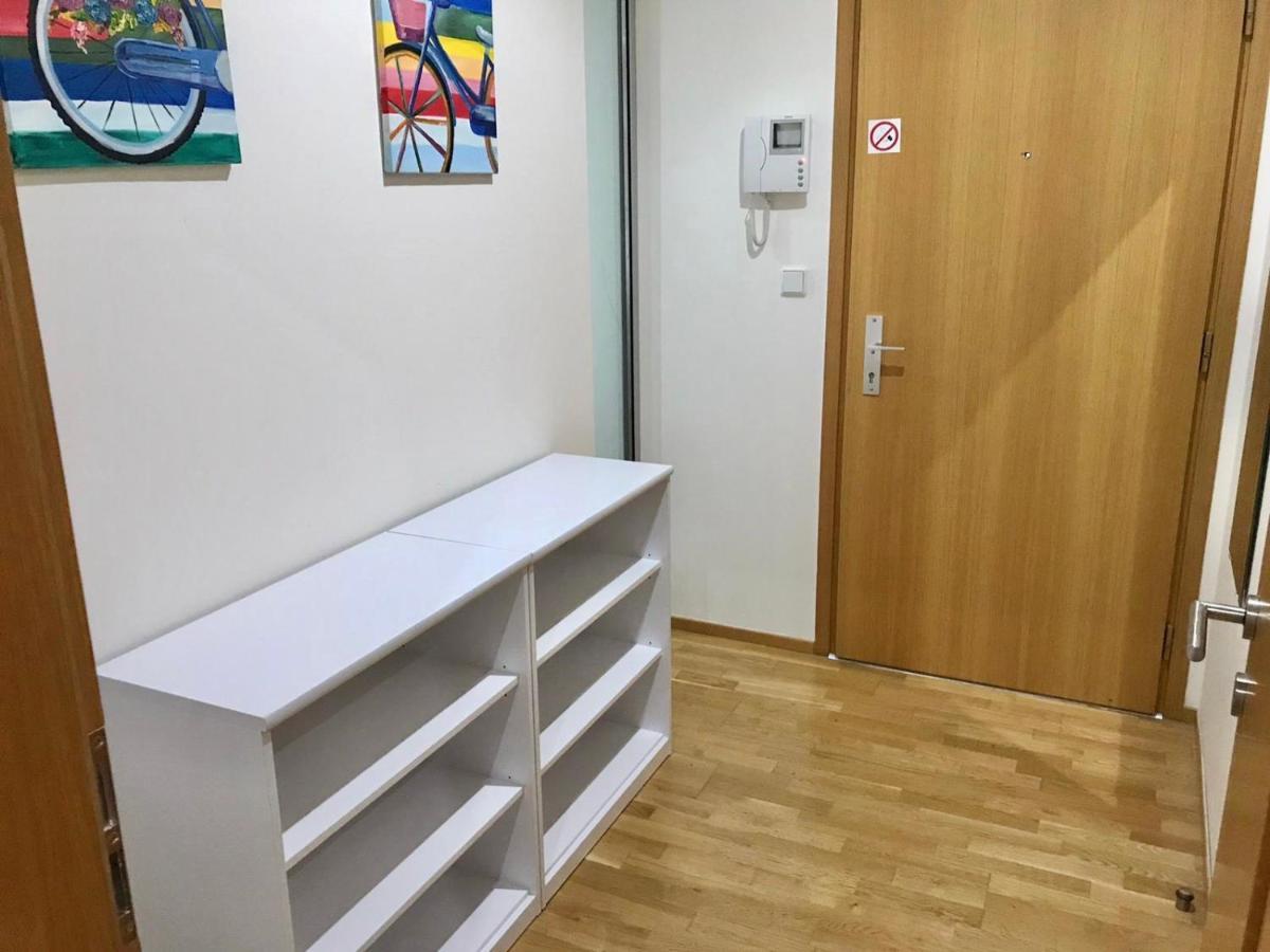 Apartment Korunni Dvur, 2 Free Parkings Praha Bagian luar foto